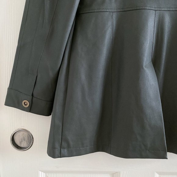 NWT 🔖 Anthropologie Green Faux Leather Jacket w/ Removable Faux Fur Collar - Picture 13 of 16